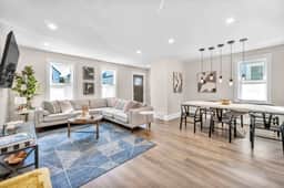 2 King Beds | Sauna, Hot Tub & Pickleball Court