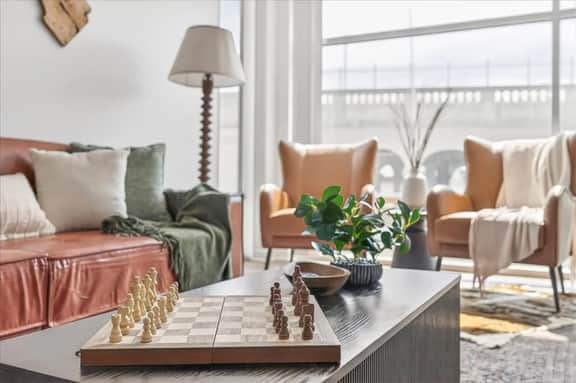 Cozy Ohio City Condo w/ Balcony + Gym