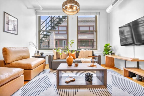 Lofts on 4th 300